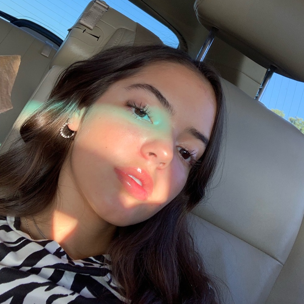 Meet your Posher, Hosanna